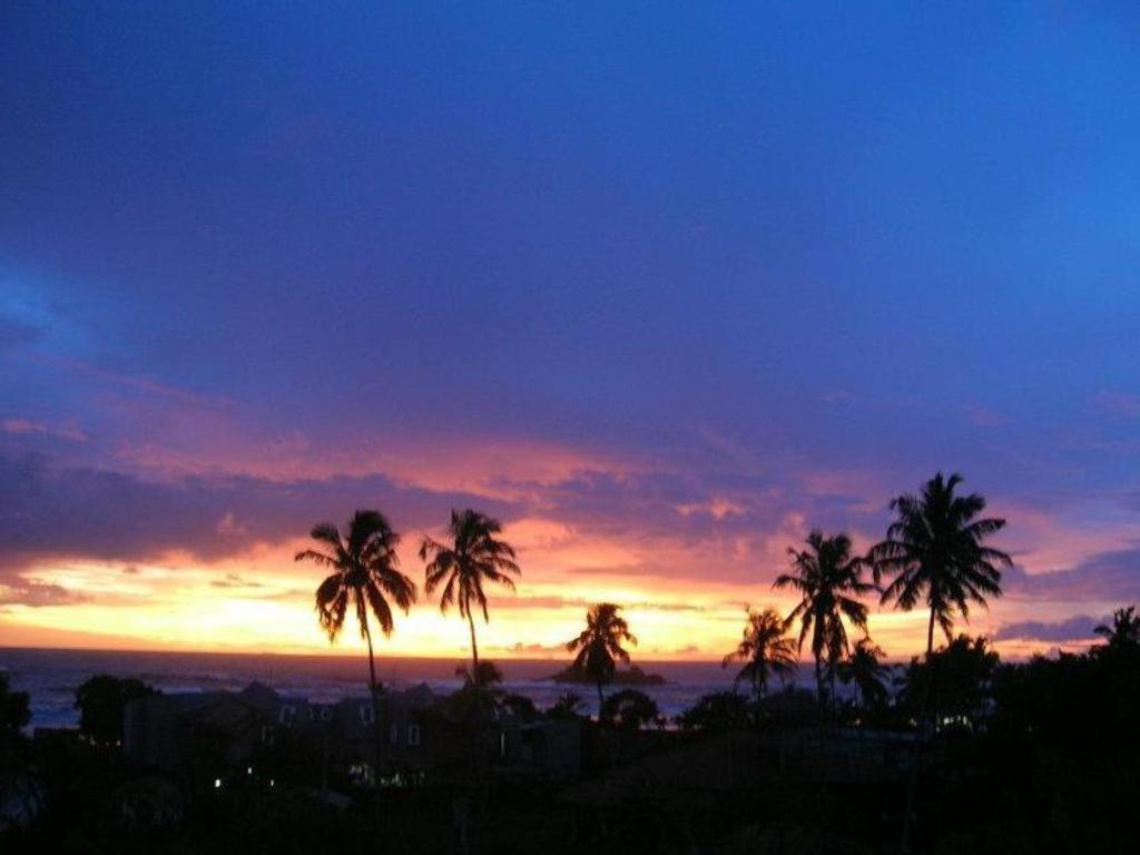 Sagarika Beach Hotel Moragalla Buitenkant foto