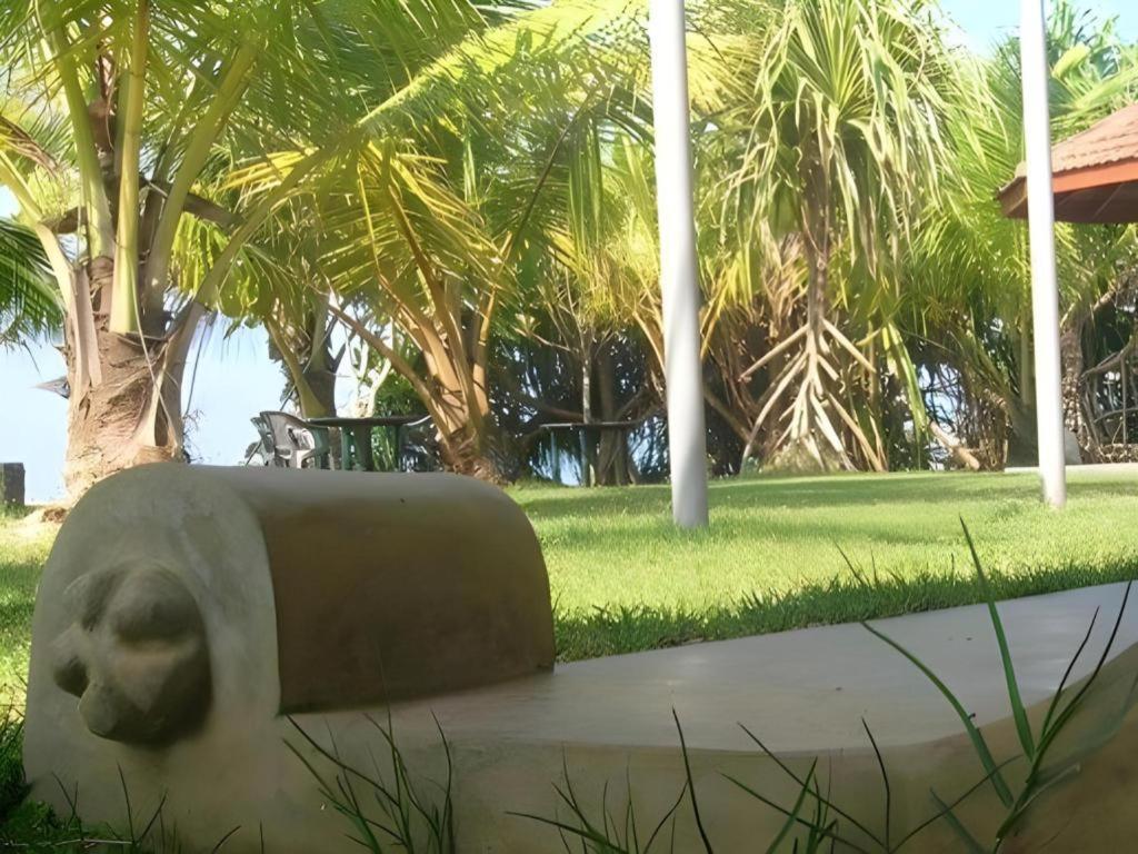 Sagarika Beach Hotel Moragalla Buitenkant foto